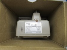 Omron VB-2121 Limit Switche 2 BEVEL PLUNGER 4 CONDUIT