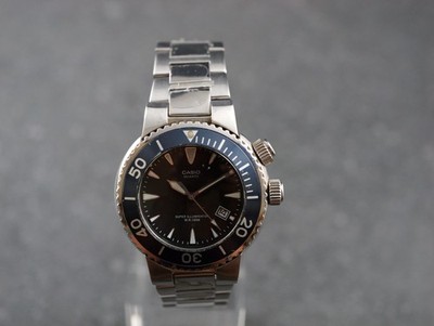 Casio MTD-1048D Quartz Diver Watch WR100M Blue Bezel Full Bracelet Box Working