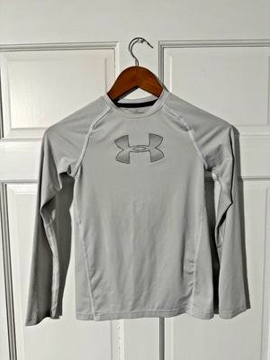 Under Armour Youth Medium M Heatgear Long-sleeve performance
