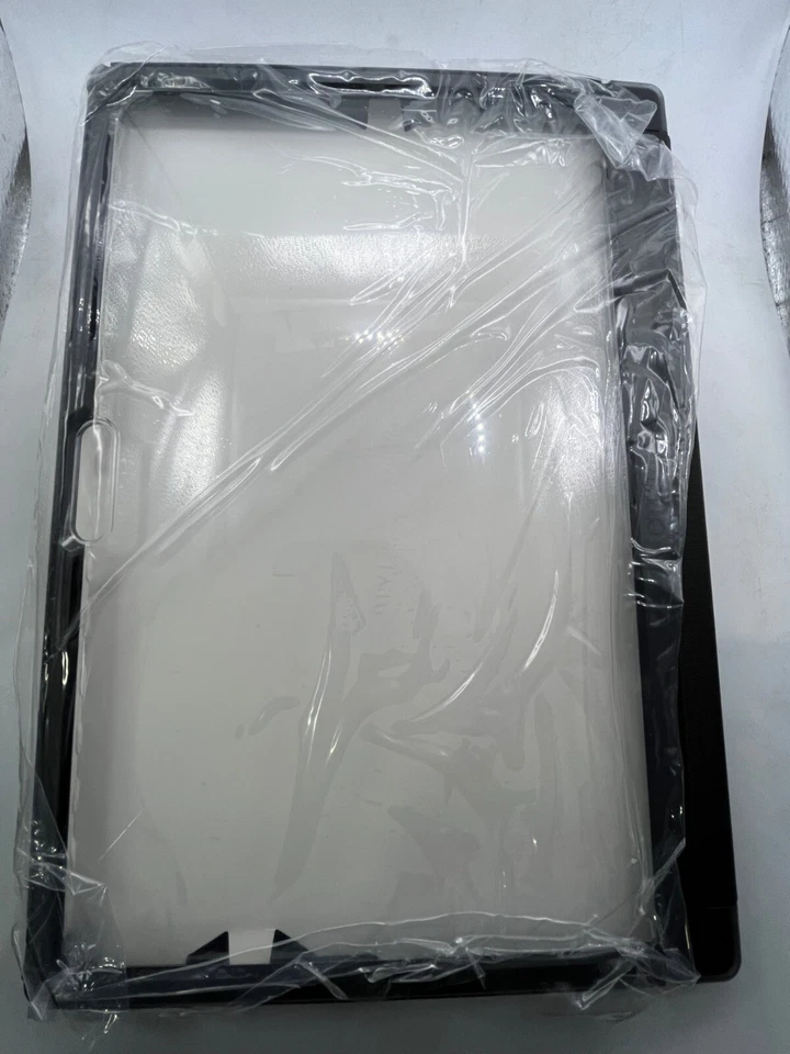 OtterBox Symmetry Folio Case for Microsoft Surface Pro 7/ Pro 6/ Pro 5/ Pro LTE - Image 3 of 4