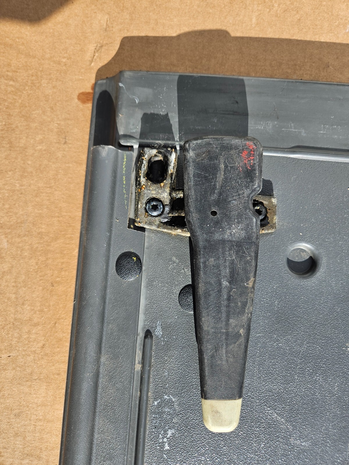 0213 CHEVY AVALANCHE ESCALADE TONNEAU HARD BED COVER ONE PIECE 2 eBay