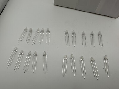 20 pc Lot, Lumex LED Bi-Color Green/Yellow 565nm/585nm 3-Pin T-1, SSL-LX3059GYW