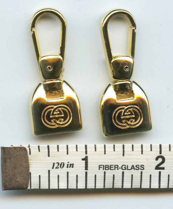 DEUX CLIPS en laiton GUCCI AUTHENTIQUE garanti authentique neuf de l'usine de réparation Gucci