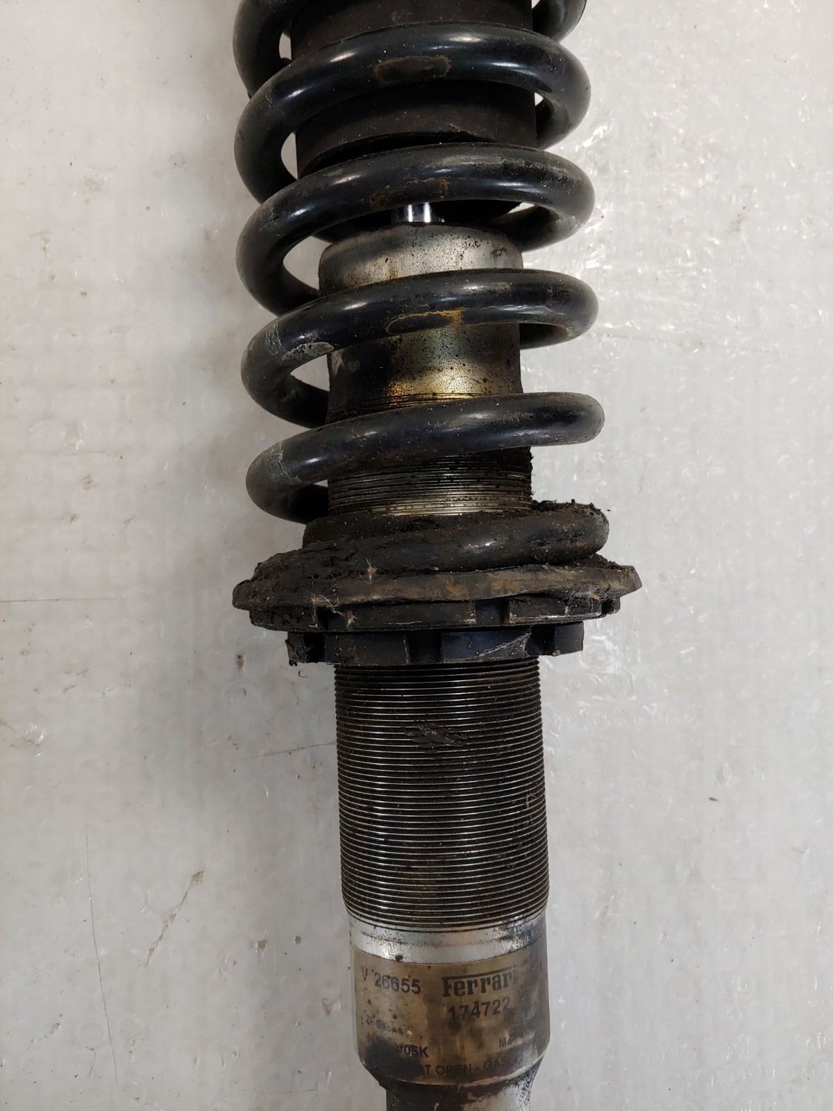 Ferrari 360 FRONT Strut assembly P/N 174722
