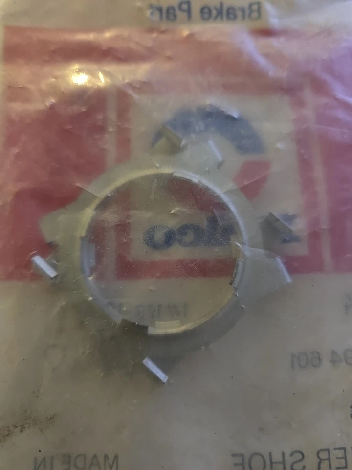 Clip de retención de pastillas de freno de disco ACDelco GM equipo original 179-1262 3493601 Foto 3 de 4