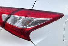NISSAN PULSAR 5DR 2014-18 OUTER REAR BACK TAIL LIGHT LAMP DRIVER SIDE RIGHT O/S