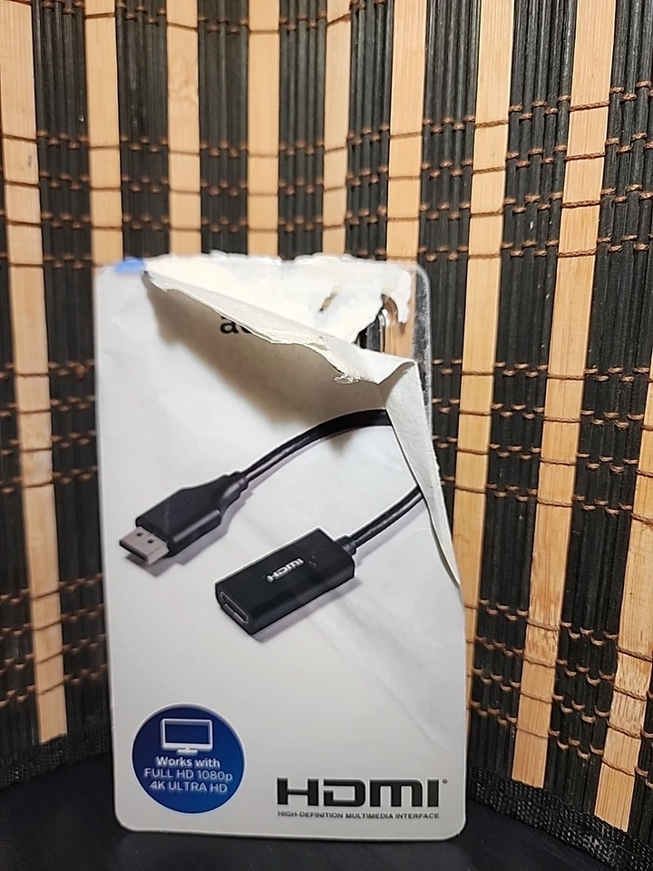 Philips Display Port to HDMI Adapter - Image 2 of 2