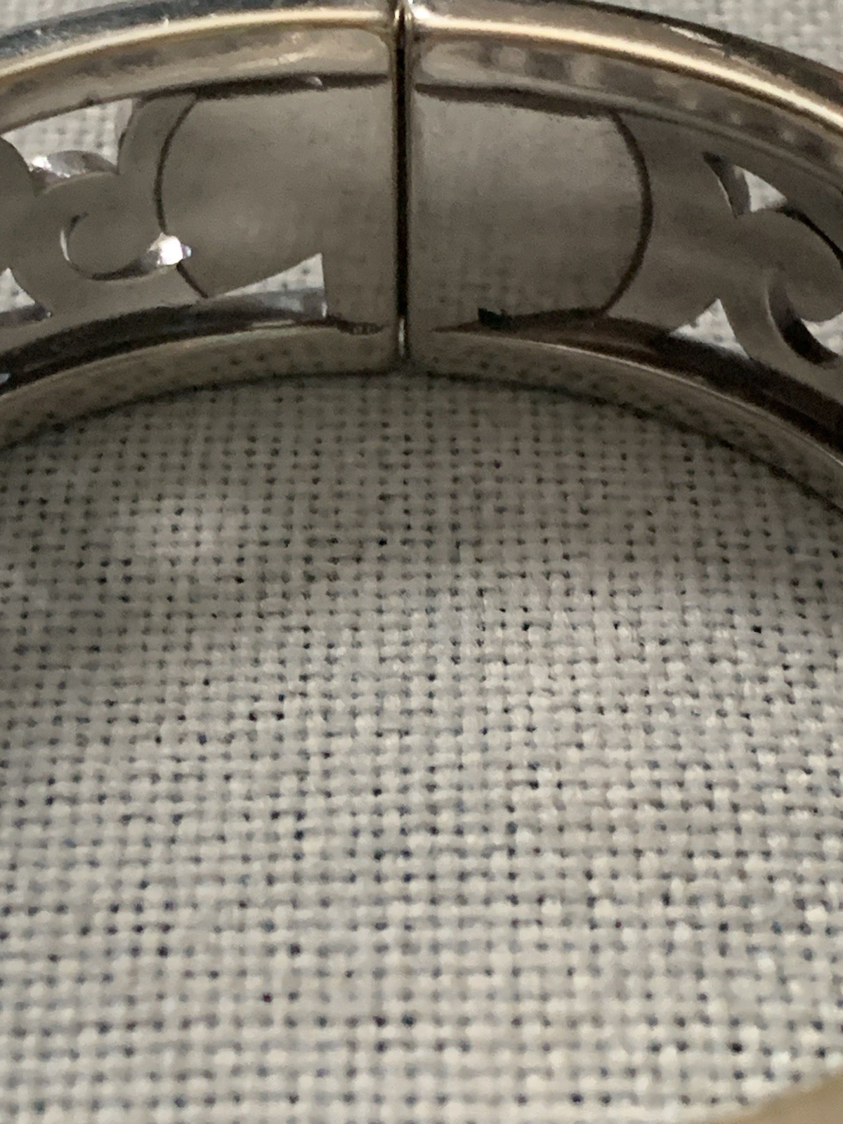 Brighton Spring Hinged Magnetic Close Silver Tone… - image 8