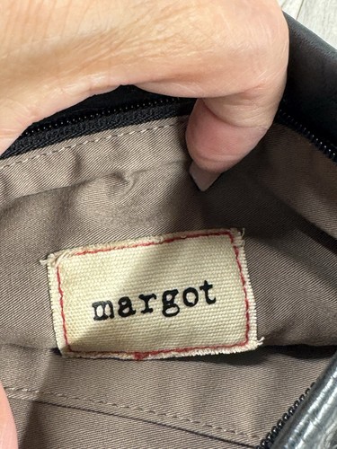 Margot New York Black Leather Shoulder Bag Purse Pocket Book - Picture 12 of 13