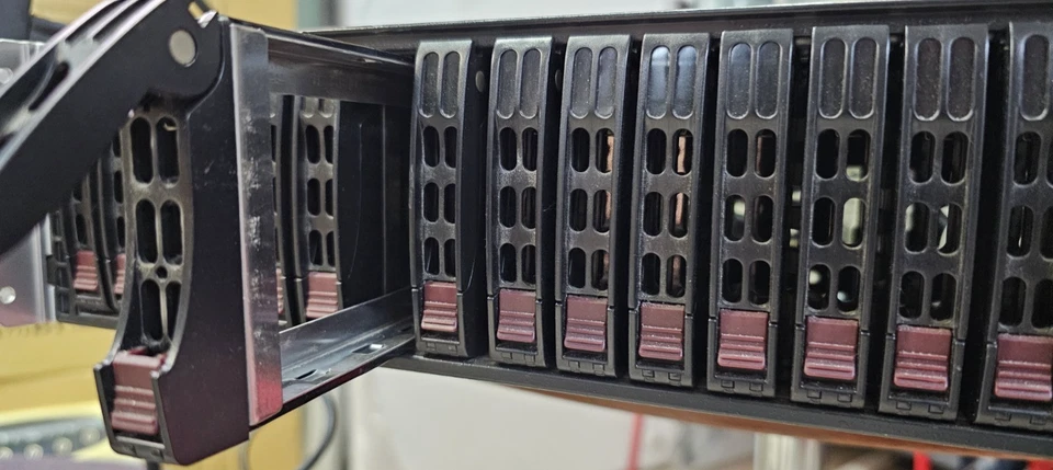 SuperMicro 216-9 Server 2x Xeon E5-2698 v3 2.3GHz RAM 256GB DDR4-2133R x2 PSUs - Image 4 of 4