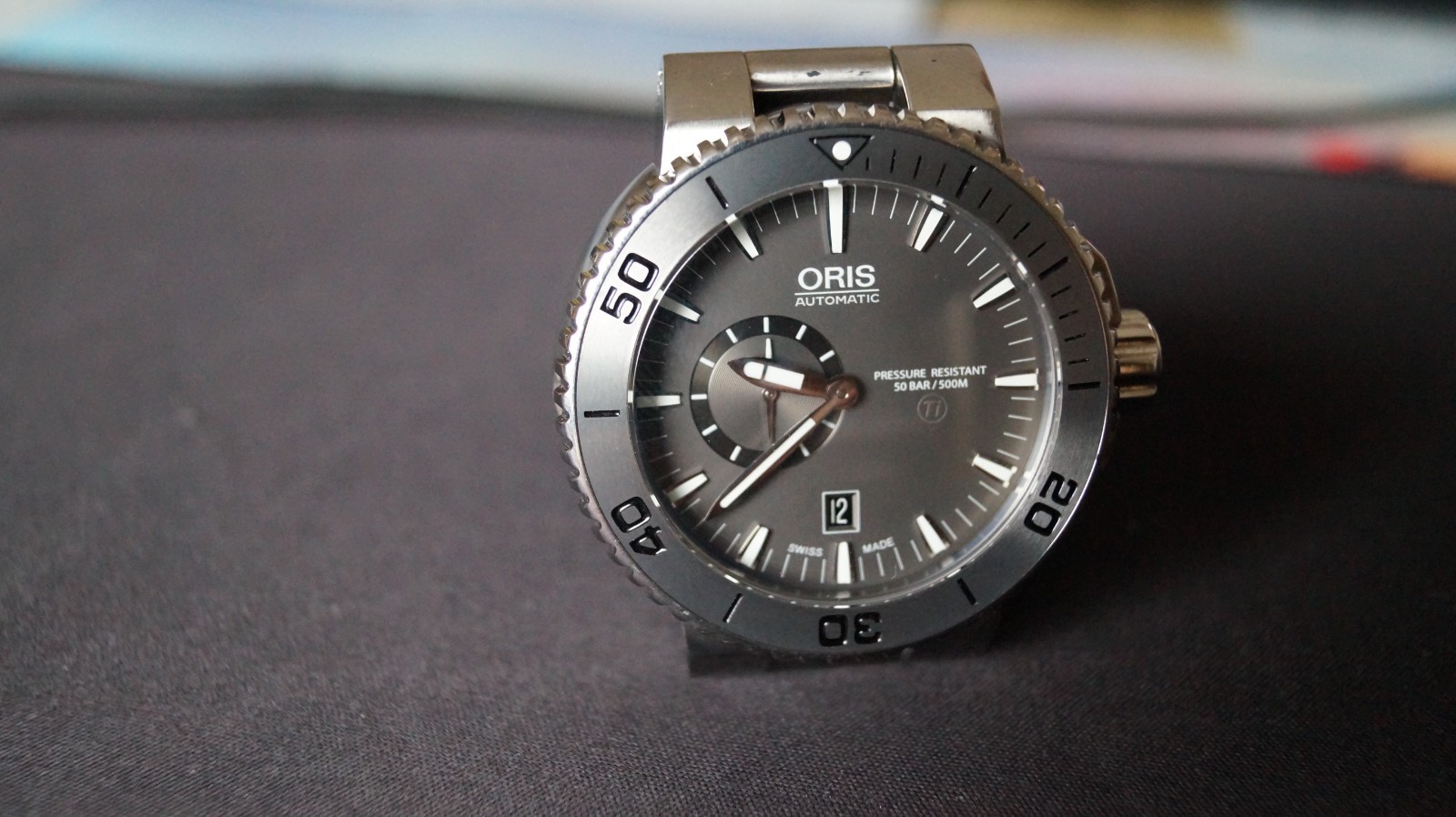 Oris Aquis Small Second Date Titanium Automatic 0… - image 1