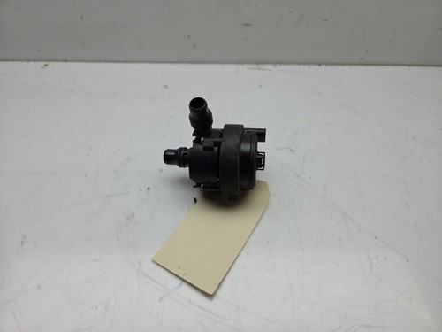 EXTRA WASSERPUMPE EXTRA WATER PUMP BMW M1 (F20) 2017 8605322 / 11518671654