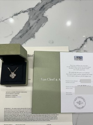  100% AUTHENTIC VAN CLEEF & ARPELS VCA ALHAMBRA OBSIDIAN 2023 HOLIDAY PENDANT 