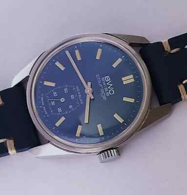 17 JEWELS SWISS MADE BWC SWISS COURAGE MEN'S VINTAGE WATCH RARE DAIL BLUE