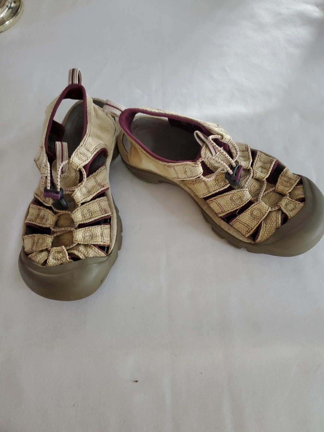 Scarpe sandali da trekking impermeabili da donna Keen Newport H2 marrone chiaro taglia 8 5 EUC