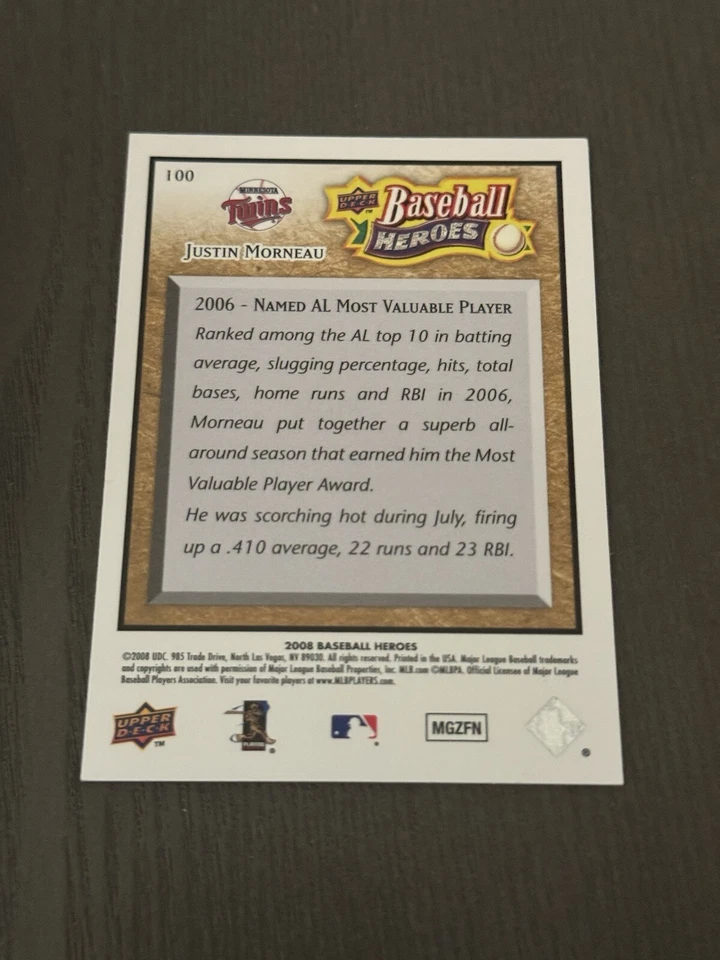2008 Upper Deck Baseball Heroes Beige Parallel /299 #100 JUSTIN MORNEAU - Image 2 of 2