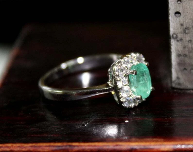 Argento Smeraldo Anello di Fidanzamento 5x7 MM Ovale Smeraldo Matrimonio Anello - Immagine 3 di 4