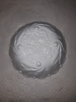 Vintage Indiana Glass White Milk Glass Wild Rose Footed Serving Bowl Diameter 9''