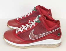 *Preowned* Nike Lebron 7 VII Big Apple Christmas Sample PE Size 12