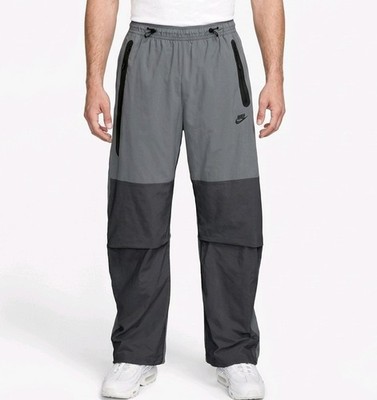 Nike Track Pants Tech Woven Oversized HM7158-065 Gr.S/M/L