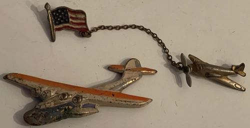 WW2 U.S.military pan am clipper martin M-130 flying boat sweetheart pin lot
