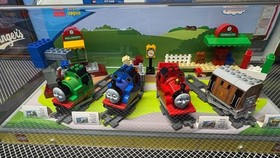 LEGO Thomas and Friends STORE DISPLAY CASE  5554,  5556,  5555, 5552 RARE DUPLO