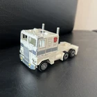 Ultra Magnus CAB ONLY RT 1986 G1 Transformers Freightliner COE Action Figure