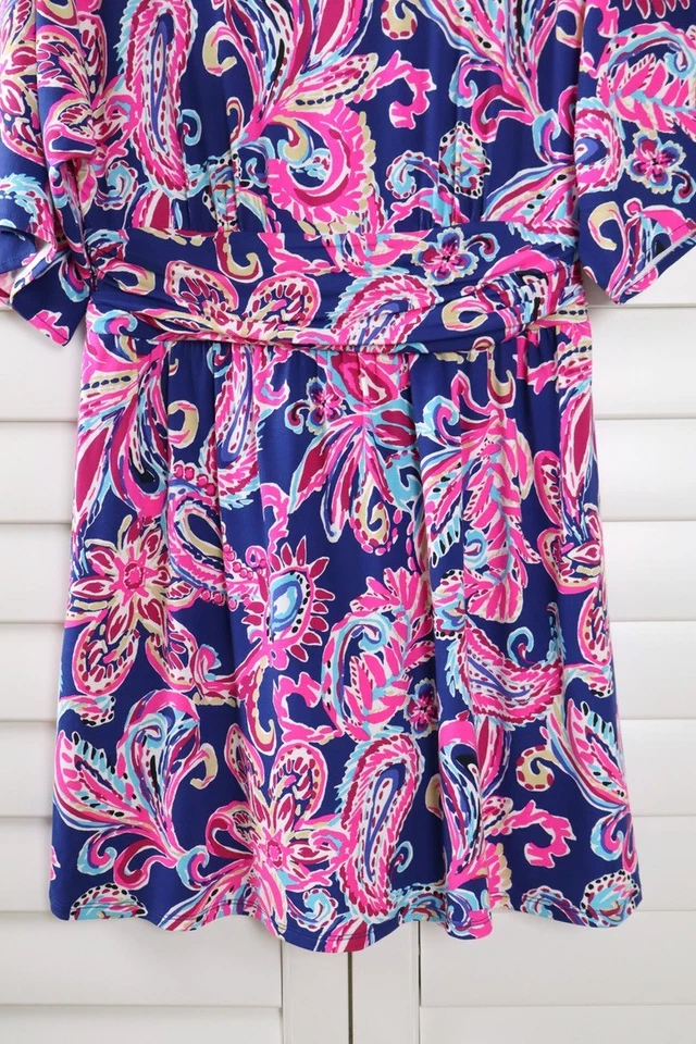 Vestido mameluco LILLY PULITZER NUEVO CON ETIQUETAS $168 Parigi cuello barco revoloteo talla mediana Foto 3 de 4