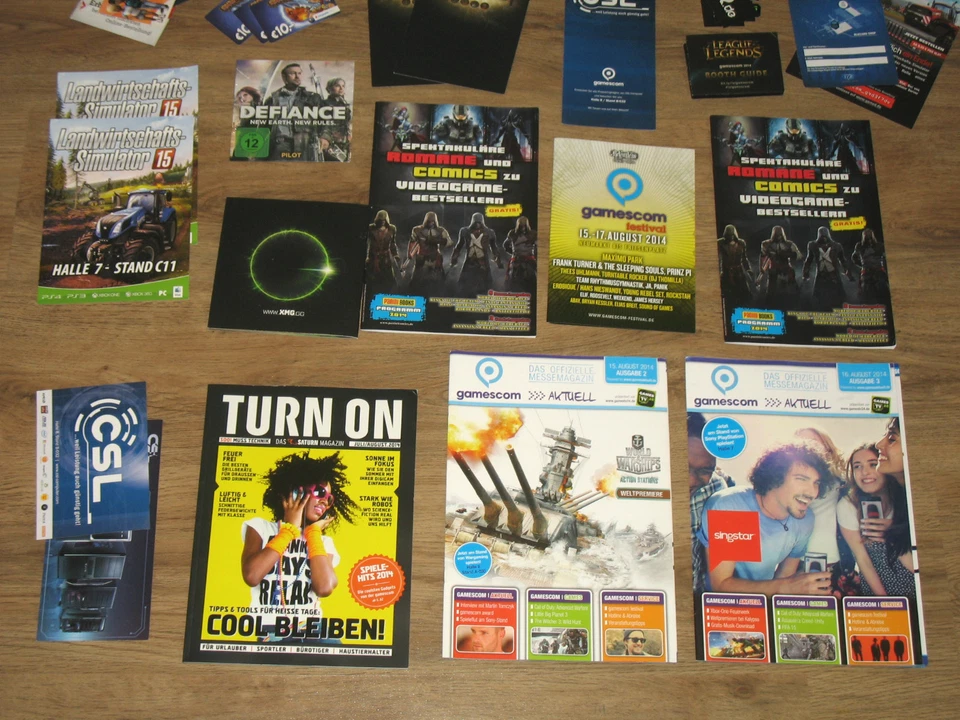 Werbung Magazines Aufkleber etc Gamescom 2014 - Bild 2 von 3
