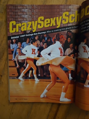 Vintage Details Magazine May 97 "The Sex Issue" Tyra Banks Super Model Newsstand - Picture 7 of 7
