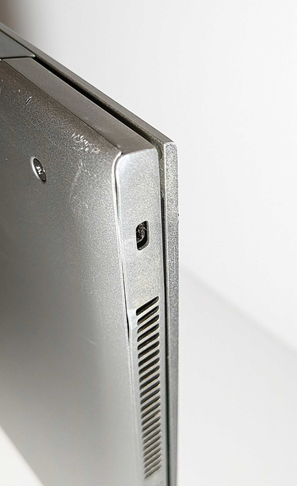 HP Elitebook 840 G5 14" FHD I7-8650U 512GB SSD 16GB W10P Fingerprint Win Hello - Picture 4 of 12