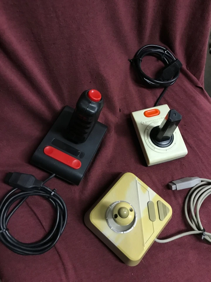 Vintage Joystick Lot - Commodore 64/Crack Shot/Winner 909 - Image 2 of 4