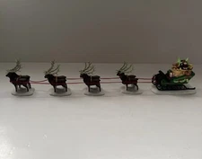 Department 56 Sleigh & Eight Tiny Reindeer 56111 Heritage Christmas Village Box