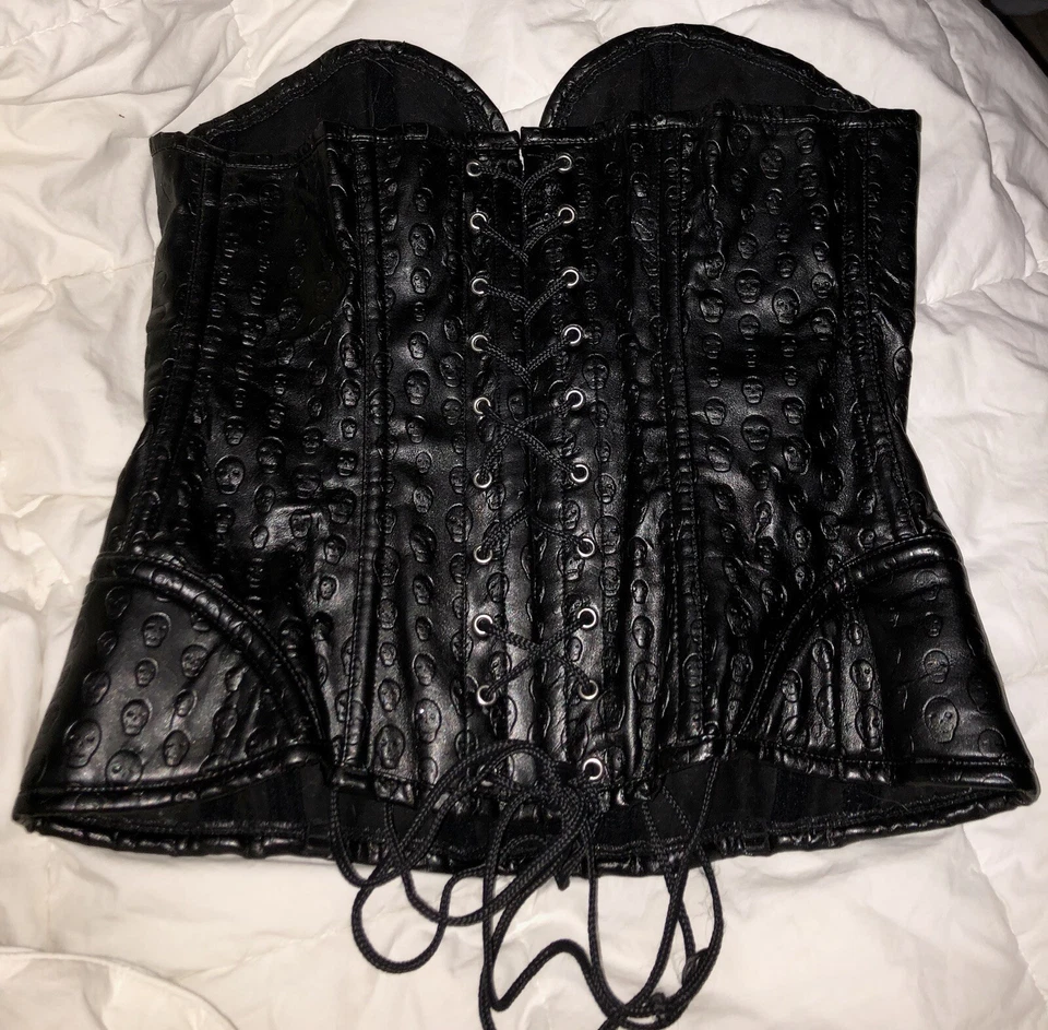 Velvet Kitten Boned Pleather Corset w/ Skull Detail #3075 - Image 4 of 4