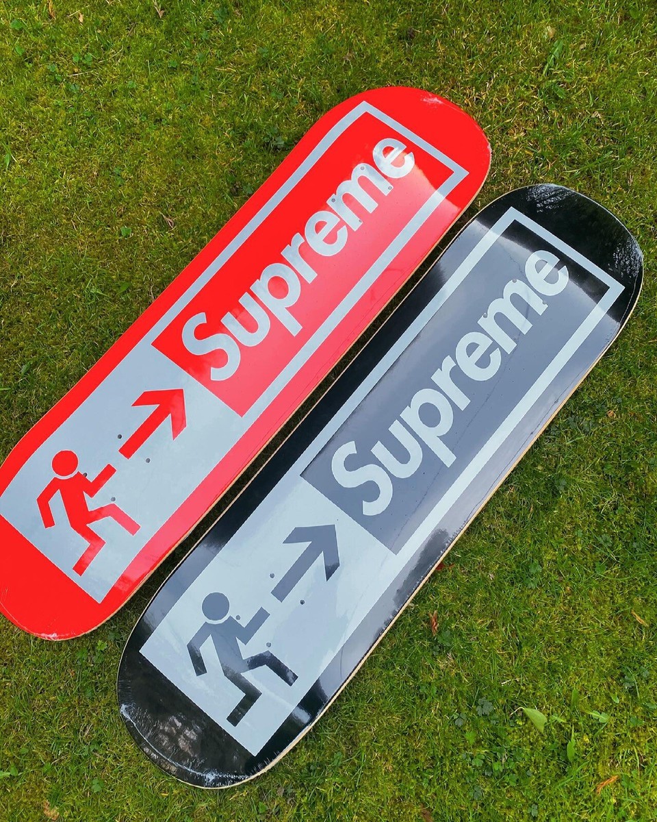スケートボード Supreme exit Skateboard Supreme Exit Red Skateboard Deck 8 1/4 - IN HAND (SHIPS SAME