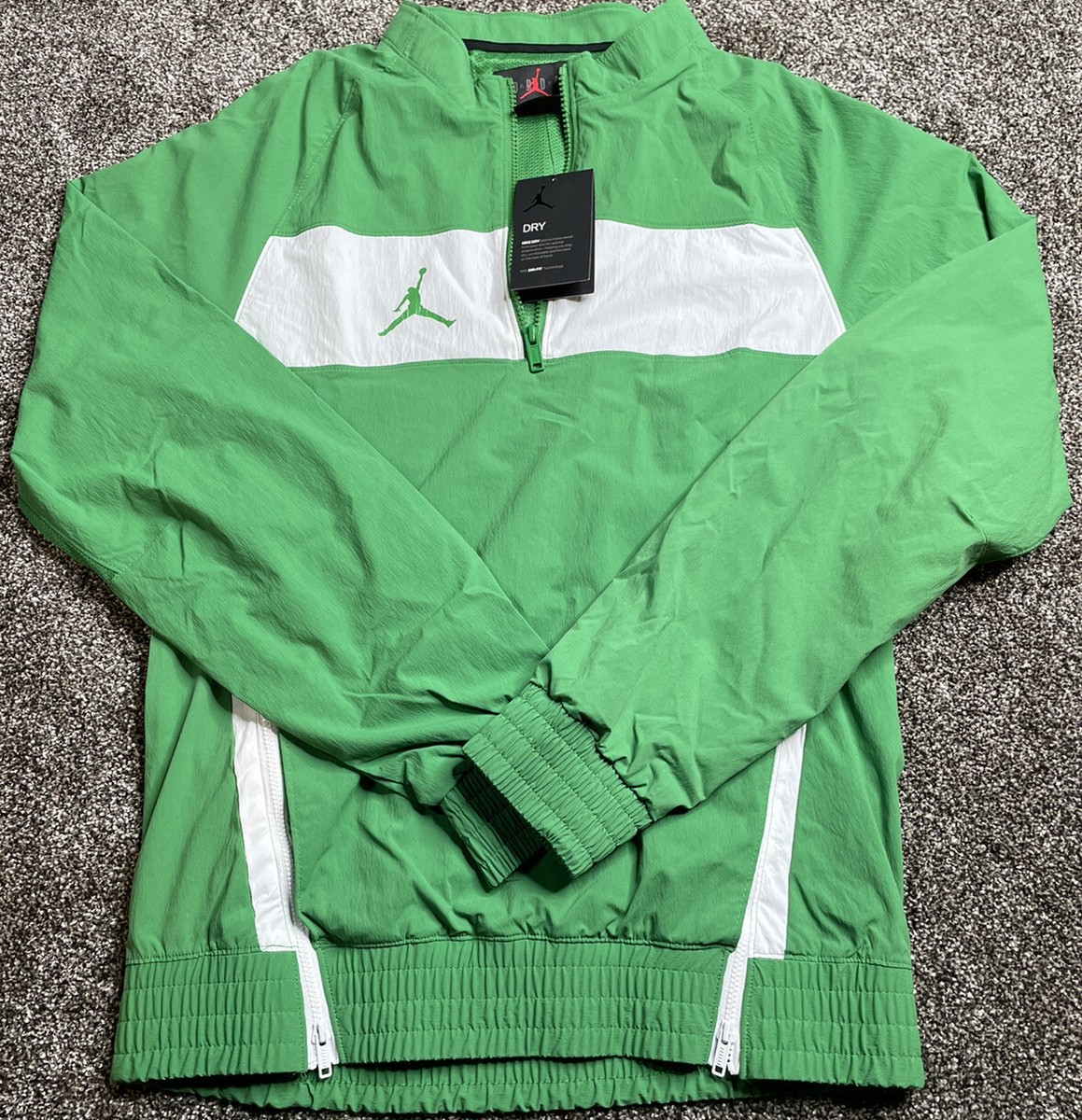 ナイキ　ジョーダンジャケット　S 楽天市場】ジョーダン ジャケット（サイズ（S/M/L）S）の通販