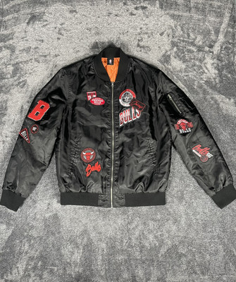 1966 Vintage Men s M Chicago Bulls Varsity Satin Bomber Jacket NBA Official