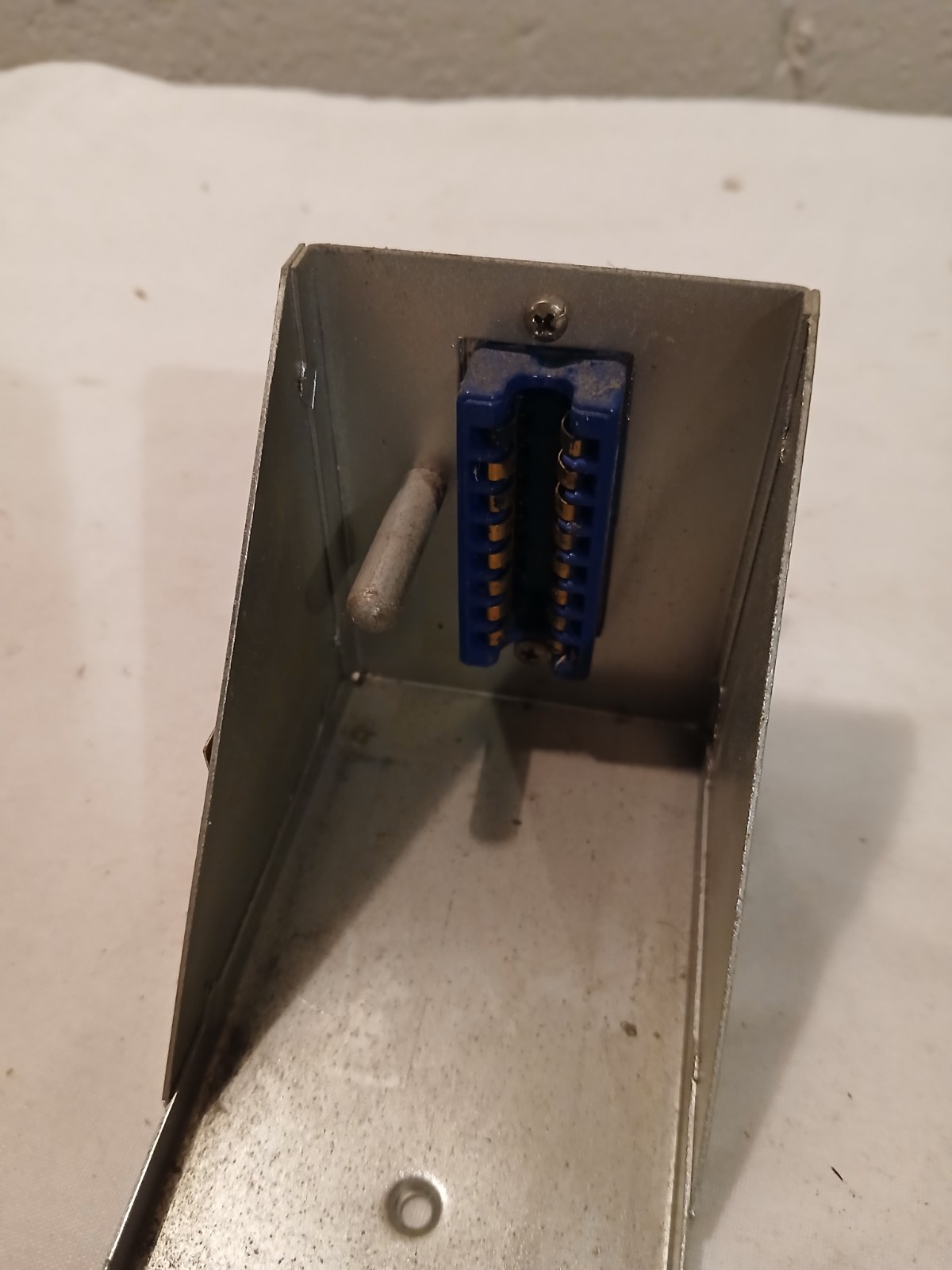 Picture 2 of 4