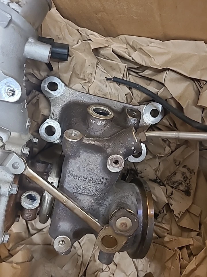 Turbocompresor conductor izquierdo 300 HP 3,0 L L LH 16-22 Infiniti Q50 Q60 14411 5CA1D Foto 2 de 4