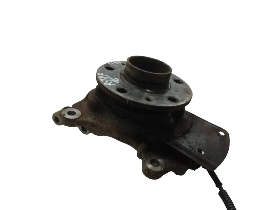 RENAULT TRAFIC III Flatbed EG Radnaben vorne links 1.6 Diesel 2016 24704591 - Bild 2 von 4