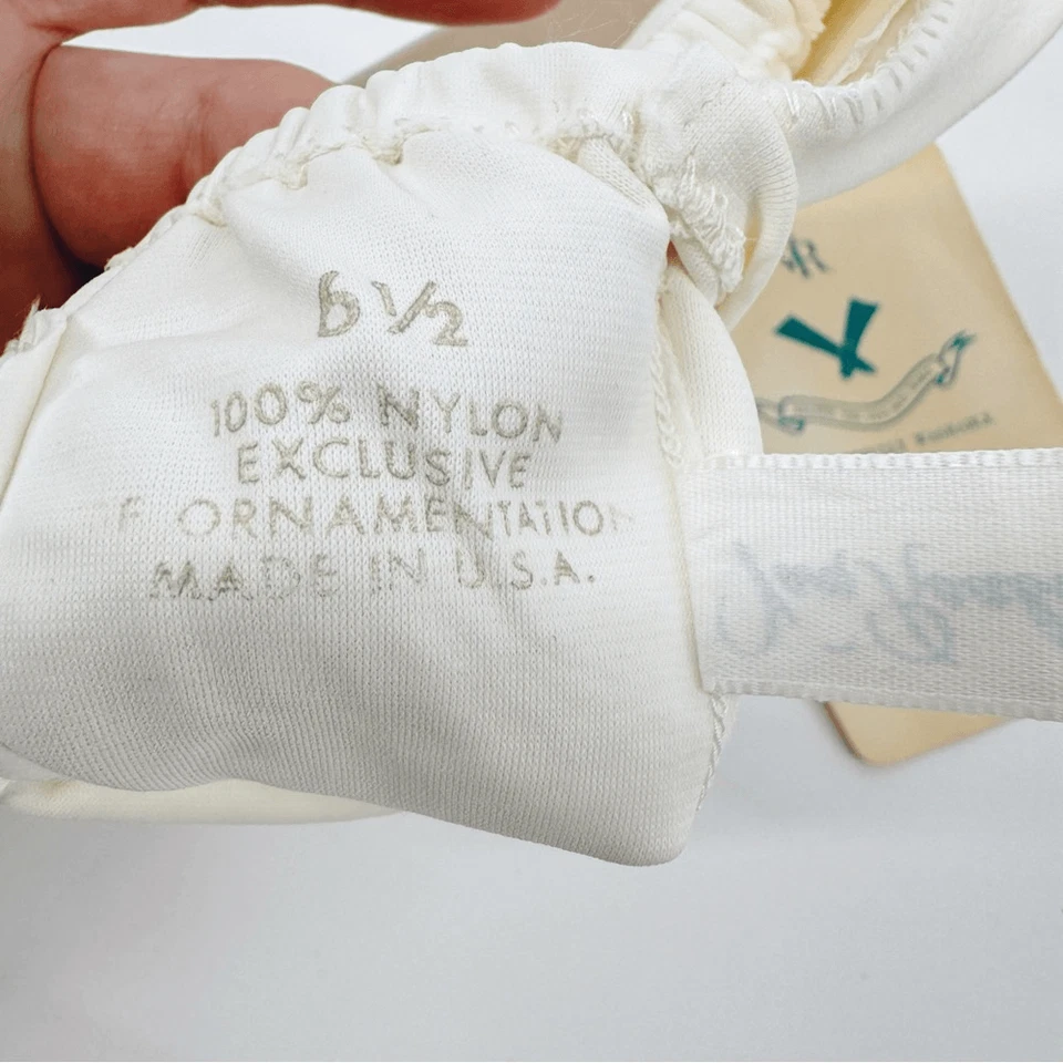 Guantes Van Raalte Vintage Hasta la Muñeca Blancos Talla 6.5 Sin Stock Nuevos con Etiquetas Foto 4 de 4