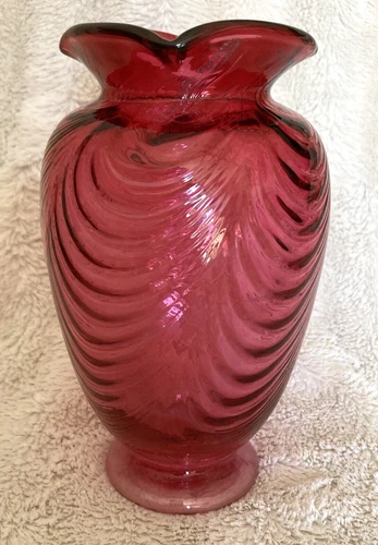 Vintage Fenton Vase Cranberry Drape Drapery Feather Glass 7"
