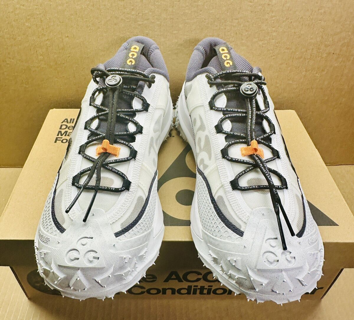 Size 13 - Nike ACG Mountain Fly 2 Low White Bright Mandarin Size 13 - Nike ACG Mountain Fly 2 Low White Bright Mandarin
