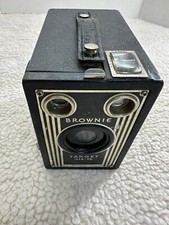 Vintage Kodak Brownie Target Six-16 Box Camera