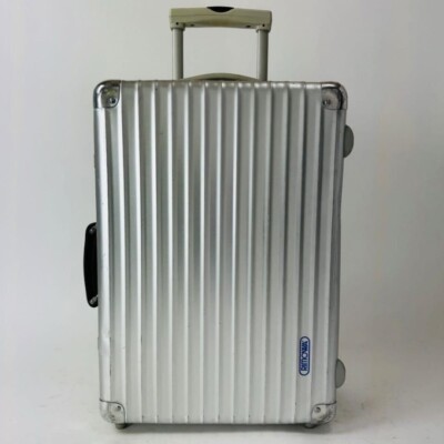 Rimowa Classic Flight 33L Silver 4-wheels Carry Case Rimowa Classic Flight 33L Silver 4-wheels Carry Case