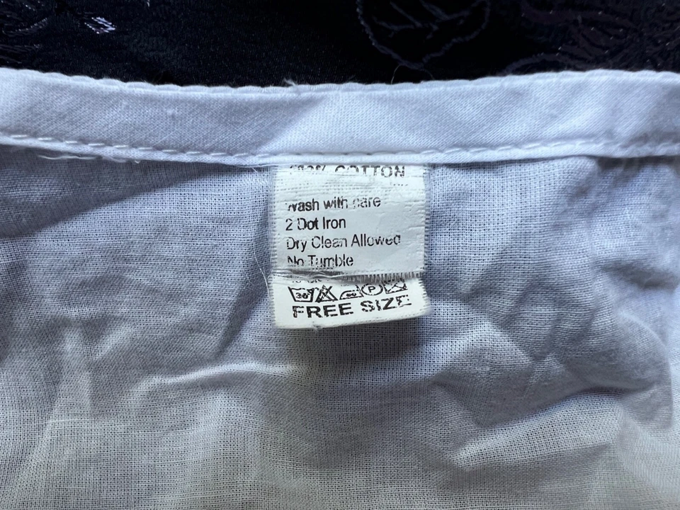 Blusa túnica de algodão OS branca floral crochê bordada manga com babado - Imagem 2 de 4