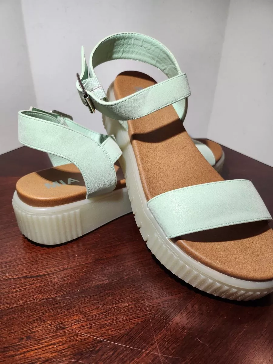 Mia abella platform sandal clearance