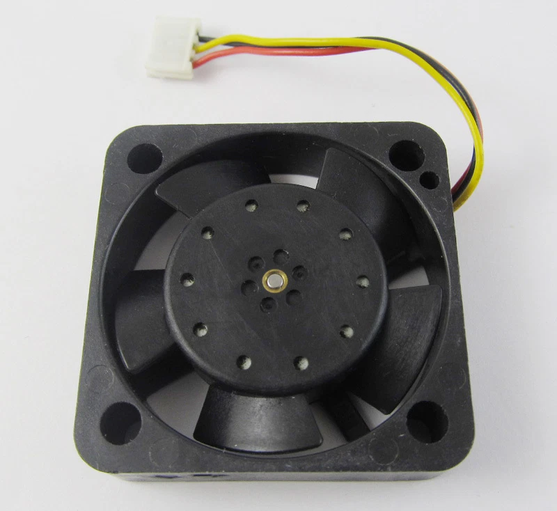 1pc Nidec D04X-05TH 21B 42mmx42mmx10.5mm 4210 5V 0.16A 5.3CFM DC Cooling Fan - Image 2 of 4
