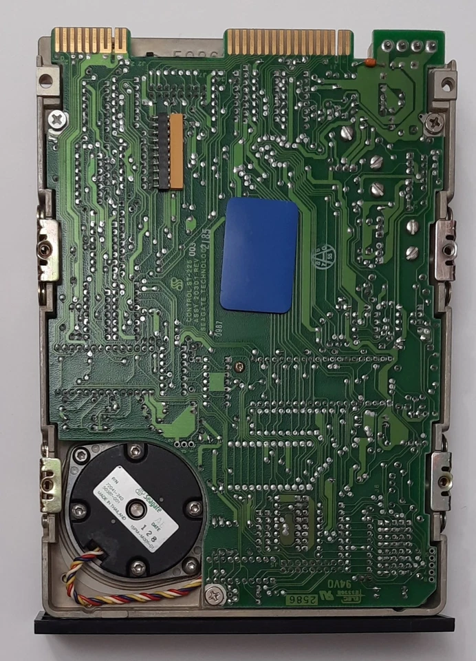 Seagate ST-225 MFM Festplatte (20MB, retro, 1986) - Bild 2 von 4