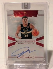 2019-20 Panini Flawless Giannis Antetokounmpo White Box #1/1 Momentous Auto